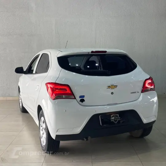 ONIX HATCH LT 1.0 8V FlexPower 5p Mec.