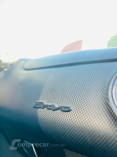 Bravo ESSENCE Dualogic 1.8 Flex 16V 5p