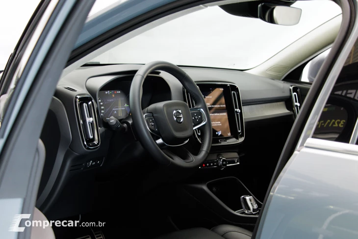 XC40 1.5 T5 Hybrid Inscription Geartronic