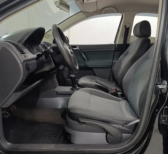 POLO SEDAN 1.6 MI 8V