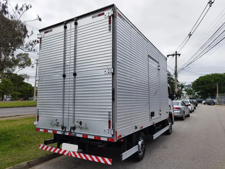 Delivery Express+ 2.8 Prime + Baú Facchini