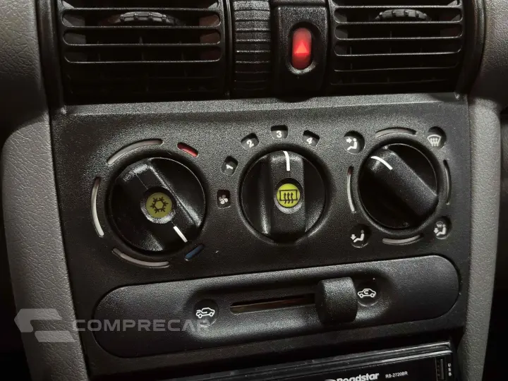 CLASSIC 1.0 MPFI LS 8V FLEX 4P MANUAL