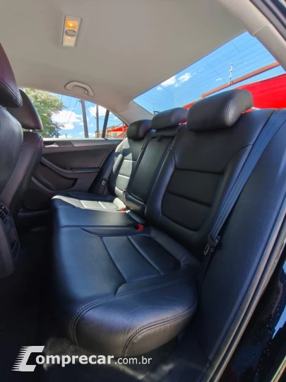 Jetta 1.4 16V 4P TSI CONFORTLINE AUTOMÁTICO