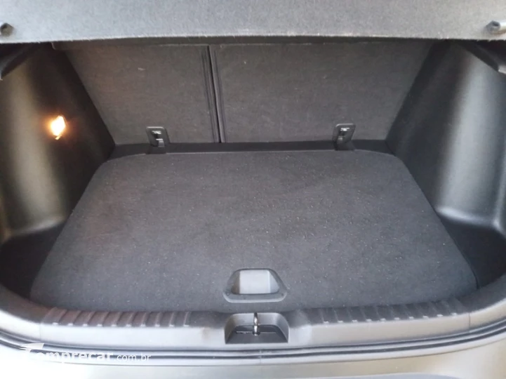 Tracker 1.0 Turbo (Aut) (Flex) (PCD)