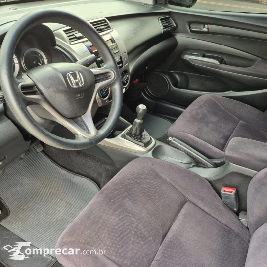 CITY Sedan LX 1.5 Flex 16V 4p Mec.
