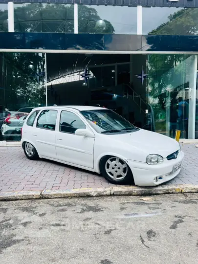 Corsa Super 1.6 MPFI 8v 5p