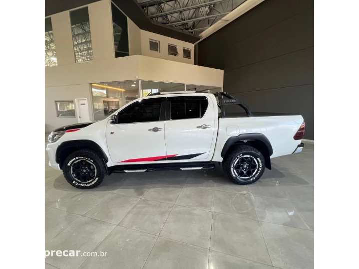 HILUX 2.8 GR SPORT 4X4 CD 16V DIESEL 4P AUTOMÁTICO