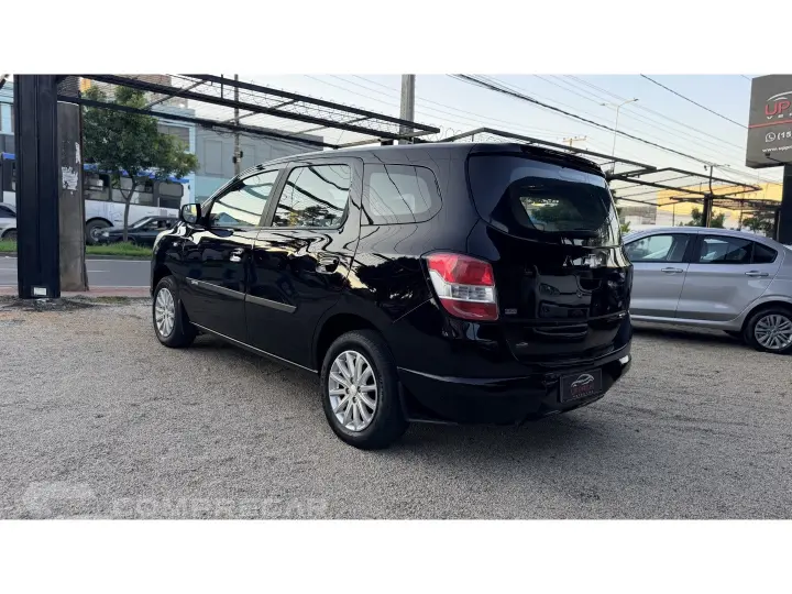 SPIN 1.8 LT 8V FLEX 4P AUTOMÁTICO