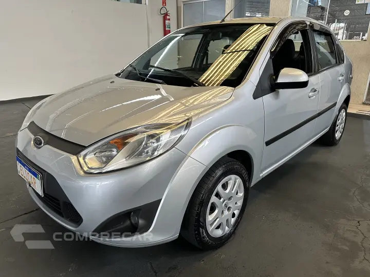 FIESTA 1.6 MPI Class Sedan 8V