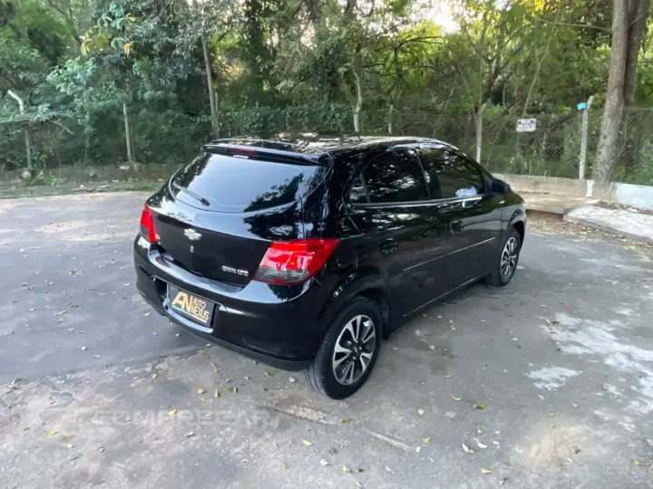 ONIX 1.4 MPFI LTZ 8V