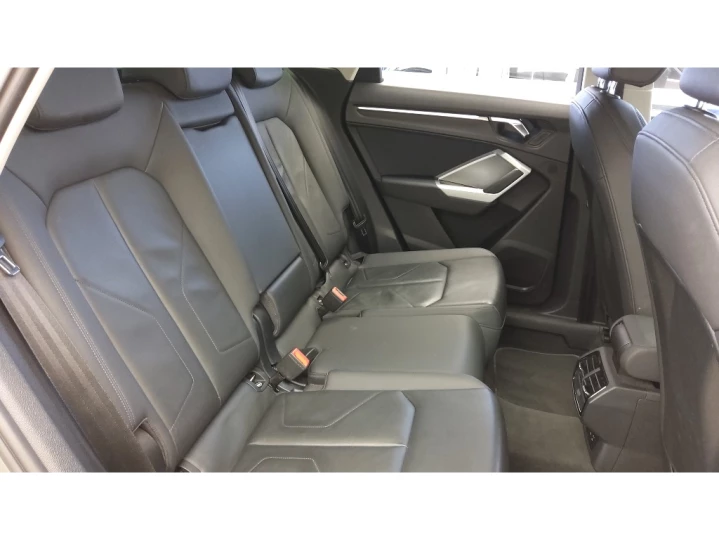 Q3 1.4 35 TFSI FLEX PRESTIGE PLUS S TRONIC
