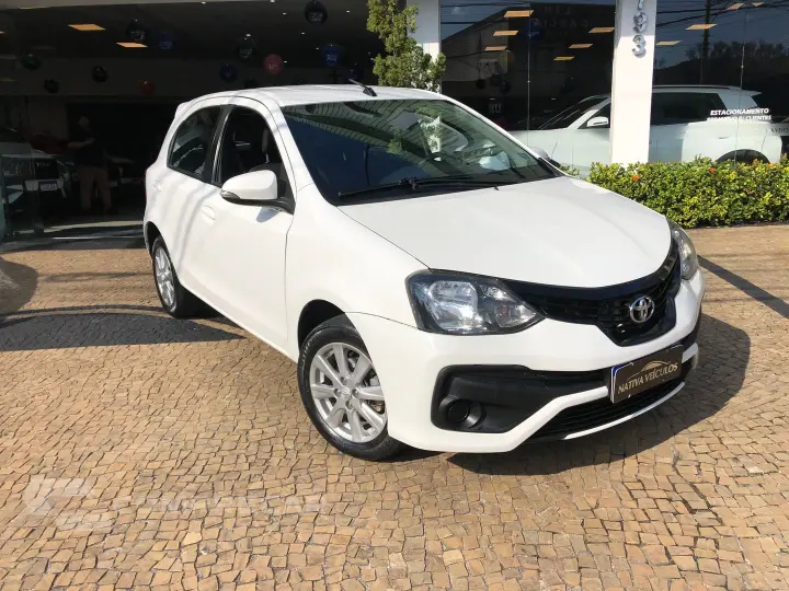 Etios 1.5 X Plus 16V Flex 4P Automático