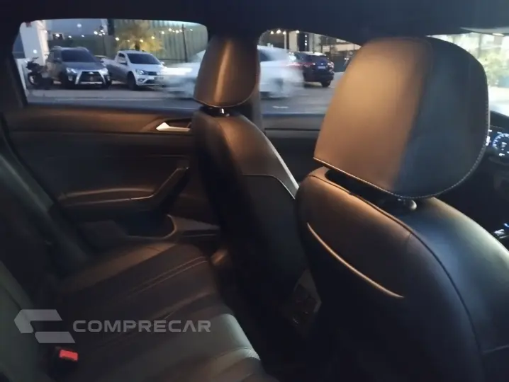 Nivus 1.0 4P FLEX 200 TSI HIGHLINE TURBO AUTOMÁTICO