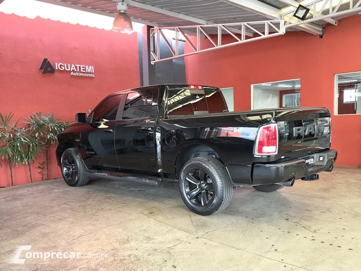 CLASSIC 5.7 V8 GASOLINA LARAMIE CD 4X4 AUTOMÁTICO
