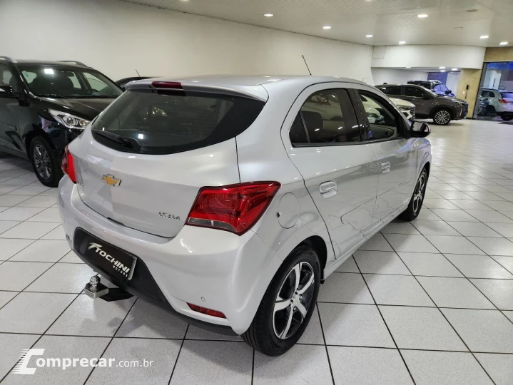 Onix Hatch 1.4 4P FLEX LTZ AUTOMÁTICO