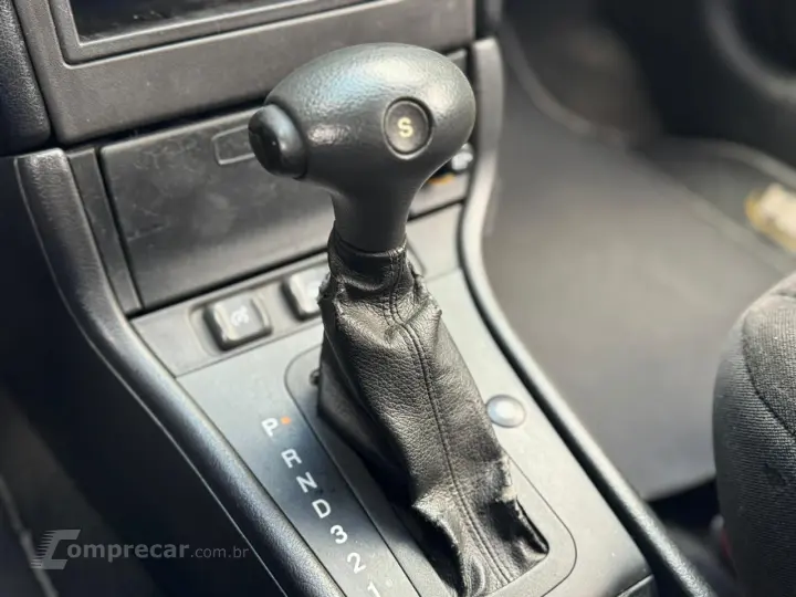 ASTRA 2.0 MPFI Advantage 8V