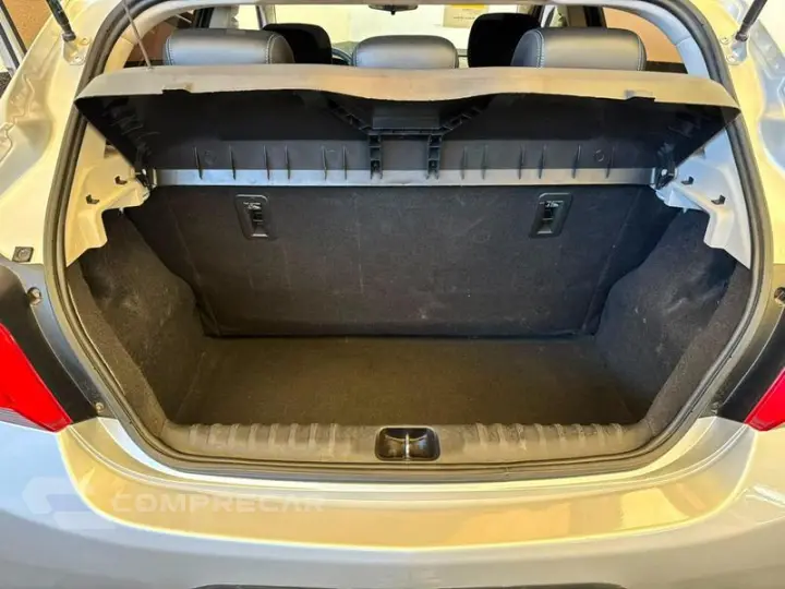 ONIX 1.0 LT 8V FLEX 4P MANUAL