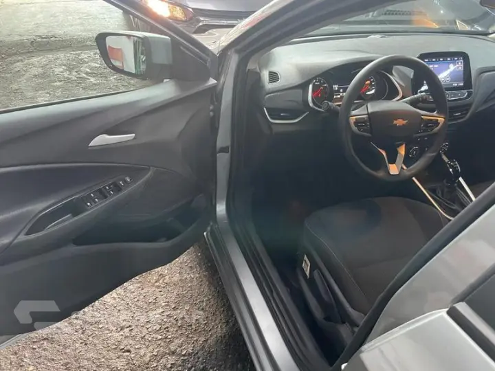 ONIX HATCH LT 1.0 12V FLEX 5P MEC