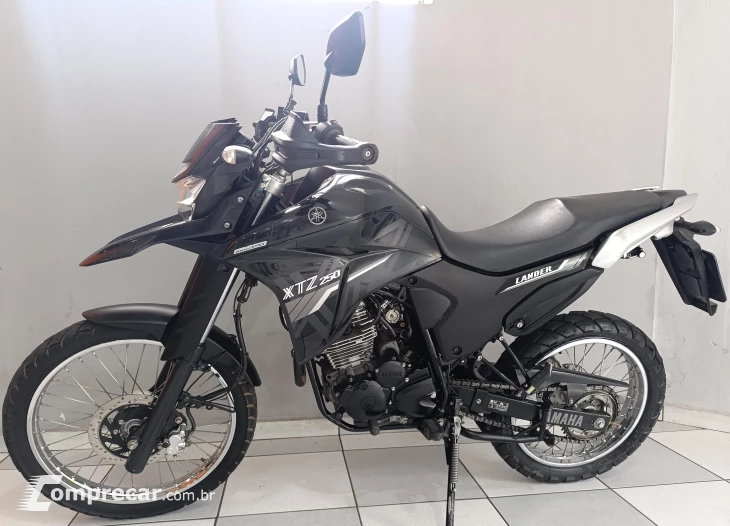 XTZ 250 LANDER