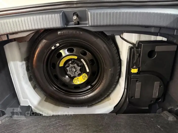 T CROSS HL TSI AE