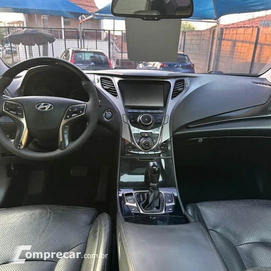 AZERA 3.0 MPFI GLS V6 24V