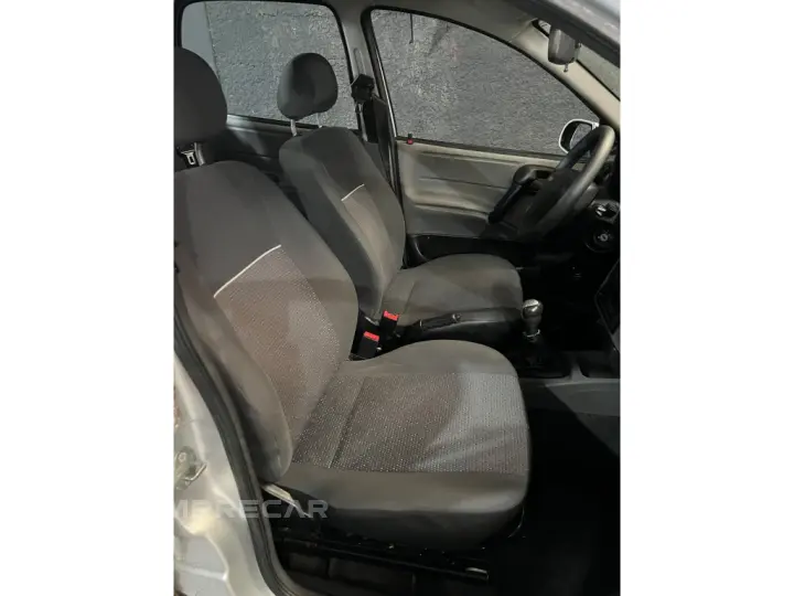 CLASSIC 1.0 MPFI LS 8V FLEX 4P MANUAL