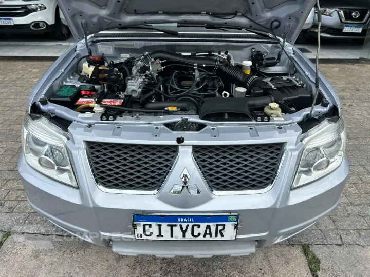 PAJERO TR4 2.0 4X2 16V 140CV FLEX 4P AUTOMÁTICO