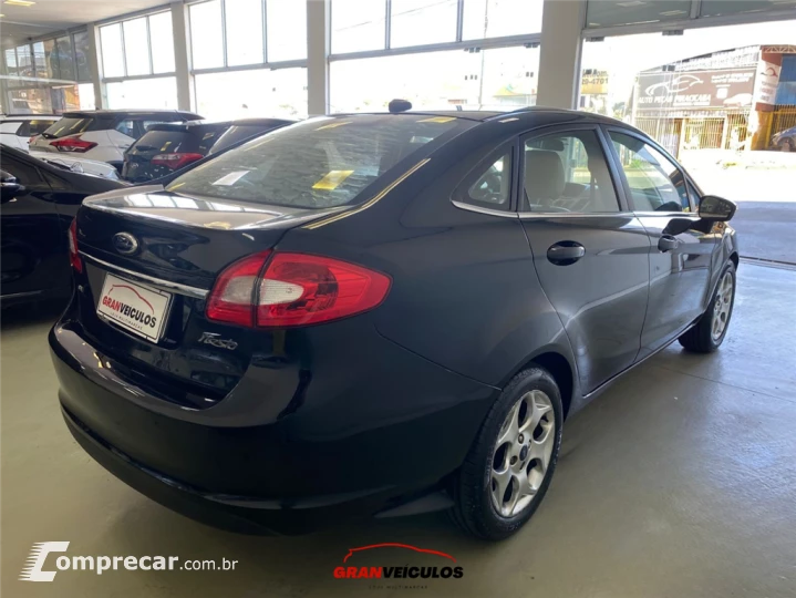 FIESTA 1.6 SE SEDAN 16V FLEX 4P MANUAL
