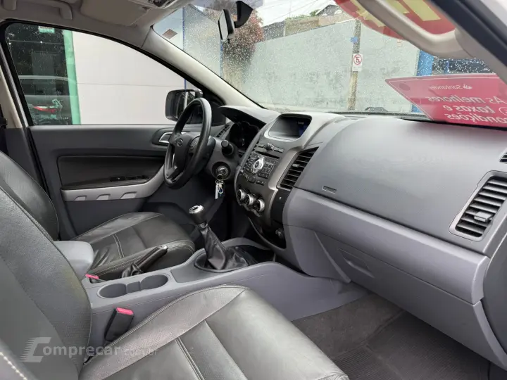 RANGER 2.5 XLT 4X2 CD