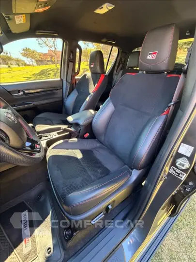 HILUX 2.8 D-4D TURBO DIESEL CD GR-S 4X4 AUTOMÁTICO