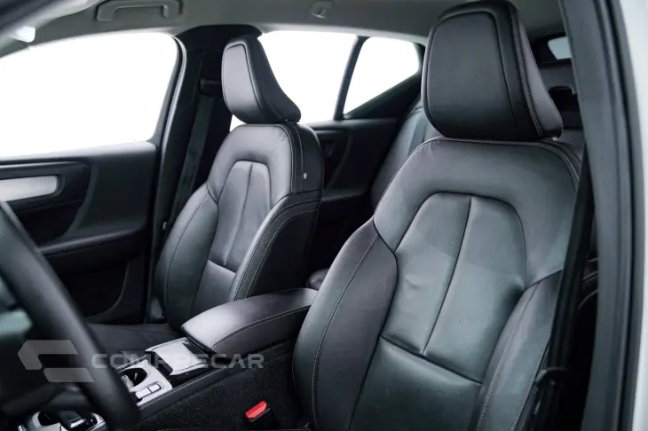 XC 40 T-5 MOMENTUM 2.0 252cv AWD