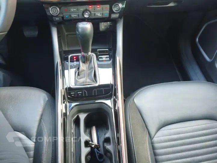 COMMANDER 1.3 T270 Turbo Limited