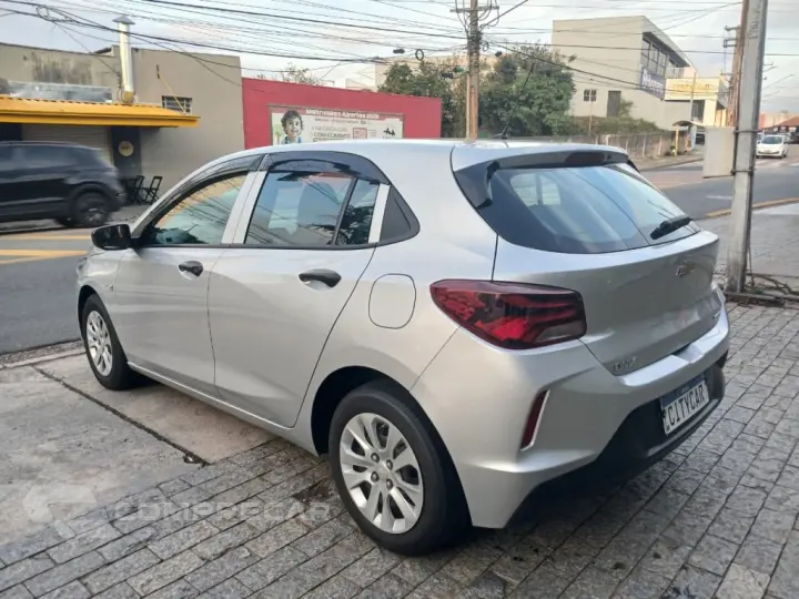 ONIX 1.0 TURBO FLEX AUTOMÁTICO