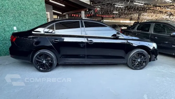 JETTA Highline 2.0 TSI 16V 4p Tiptronic
