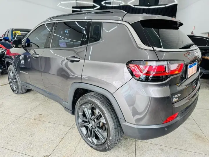 COMPASS LONG. T270 1.3 TB 4X2 FLEX AUT.