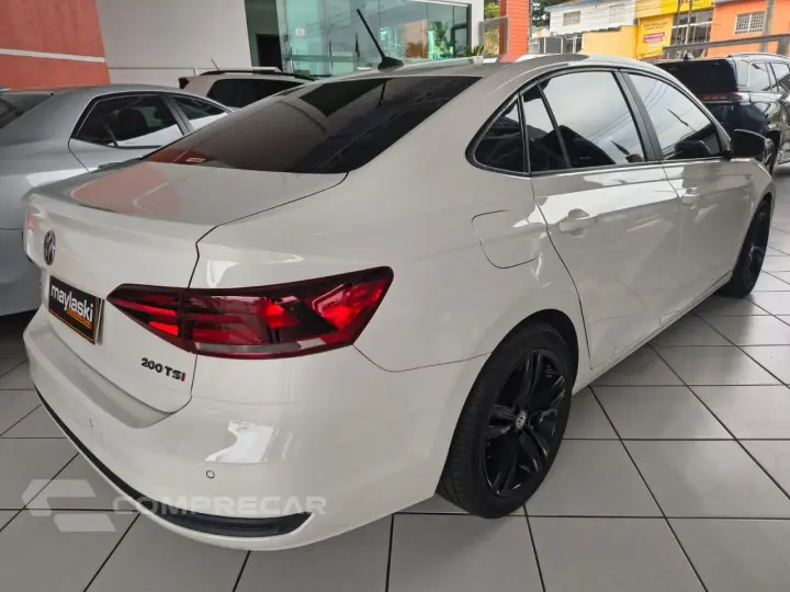 Virtus 1.0 4P 200 TSI FLEX COMFORTLINE AUTOMÁTICO