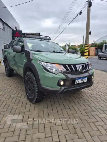 L200 TRITON 2.4 16V Turbo Savana GLS CD 4X4