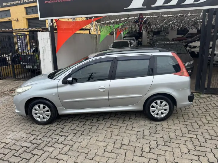 207 1.4 XR Sport 8V