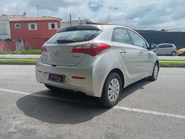 HB20 - 1.6 COMFORT PLUS 16V 4P MANUAL