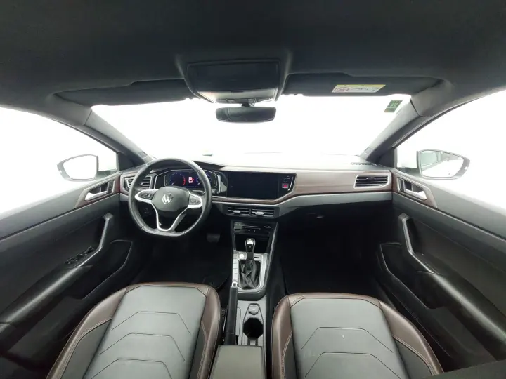 VIRTUS 1.0 200 TSI HIGHLINE AUTOMÁTICO