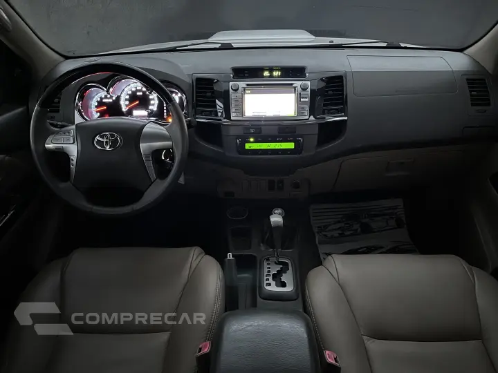 HILUX SW4 3.0 SRV 4X4 7 LUGARES 16V TURBO INTERCOOLER DIESEL