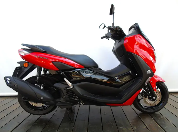 YAMAHA NMAX CONNECTED 160 ABS