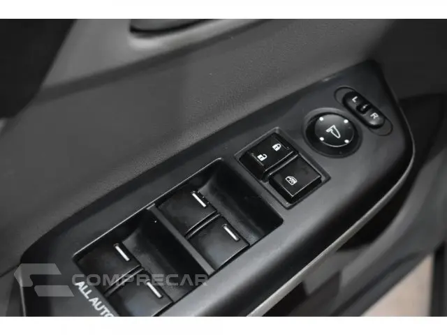 CIVIC - 1.8 EXS 16V 4P AUTOMÁTICO