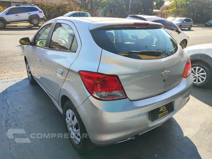 ONIX HATCH LT 1.0 8V FlexPower 5p Mec.