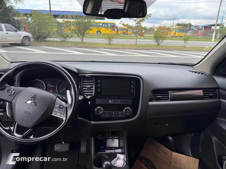 OUTLANDER 3.0 GT 4X4 V6 24V