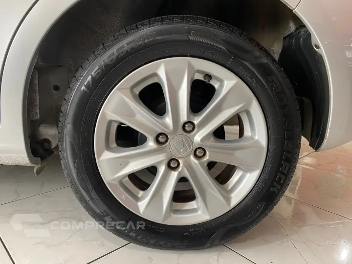 FIT 1.4 LX 8V