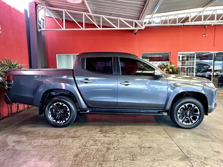 L200 TRITON 2.4 16V TURBO DIESEL SPORT HPE CD 4P 4X4 AUTOMÁT