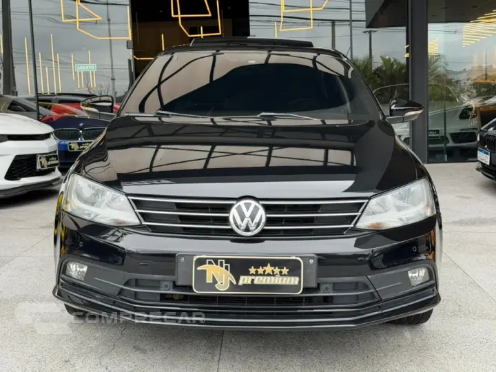 JETTA 2.0 TSI HIGHLINE 211CV GASOLINA 4P TIPTRONIC