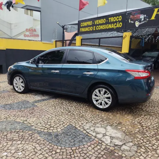 Sentra SL 2.0/ 2.0 Flex Fuel 16V Aut.