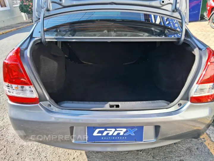Etios Sedan 1.5 16V 4P FLEX XS